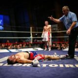 Boxing Clinch Rules: What Fighters Can and Cannot Do