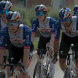 Road Cycling Race Tactics: Positioning, Breakaways and Pacing